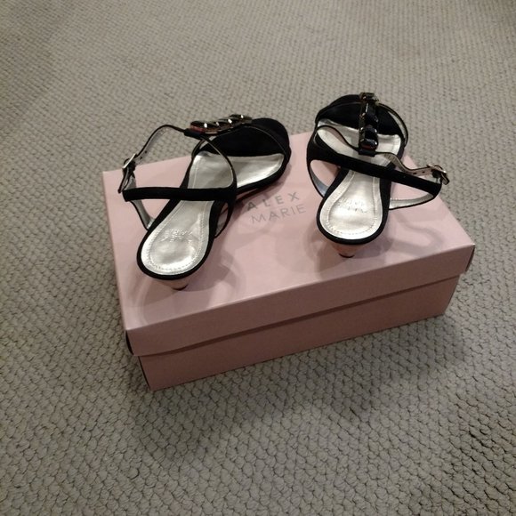 "HOST PICK" - NWOT - Black Jeweled Sandals by Alex Marie Sz 8.5 - Picture 4 of 14